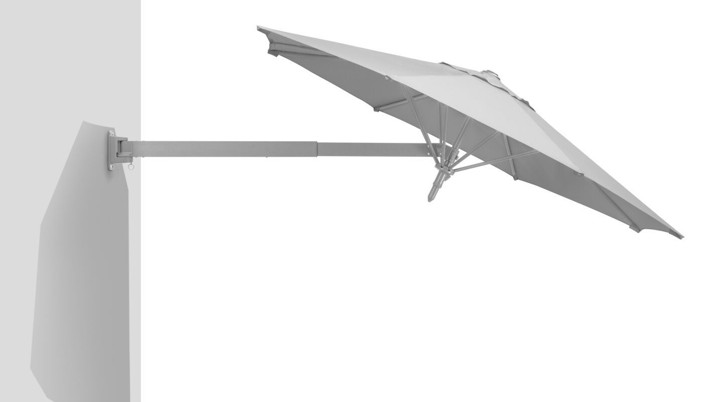 Schneider Sonnenschirm Muro in Silbergrau, 250 cm Durchmesser, an Wand montiert mit ausgefahrenem Ausleger, geknickt.